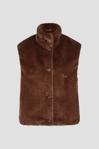 Blazers bruin Barbara Lebek