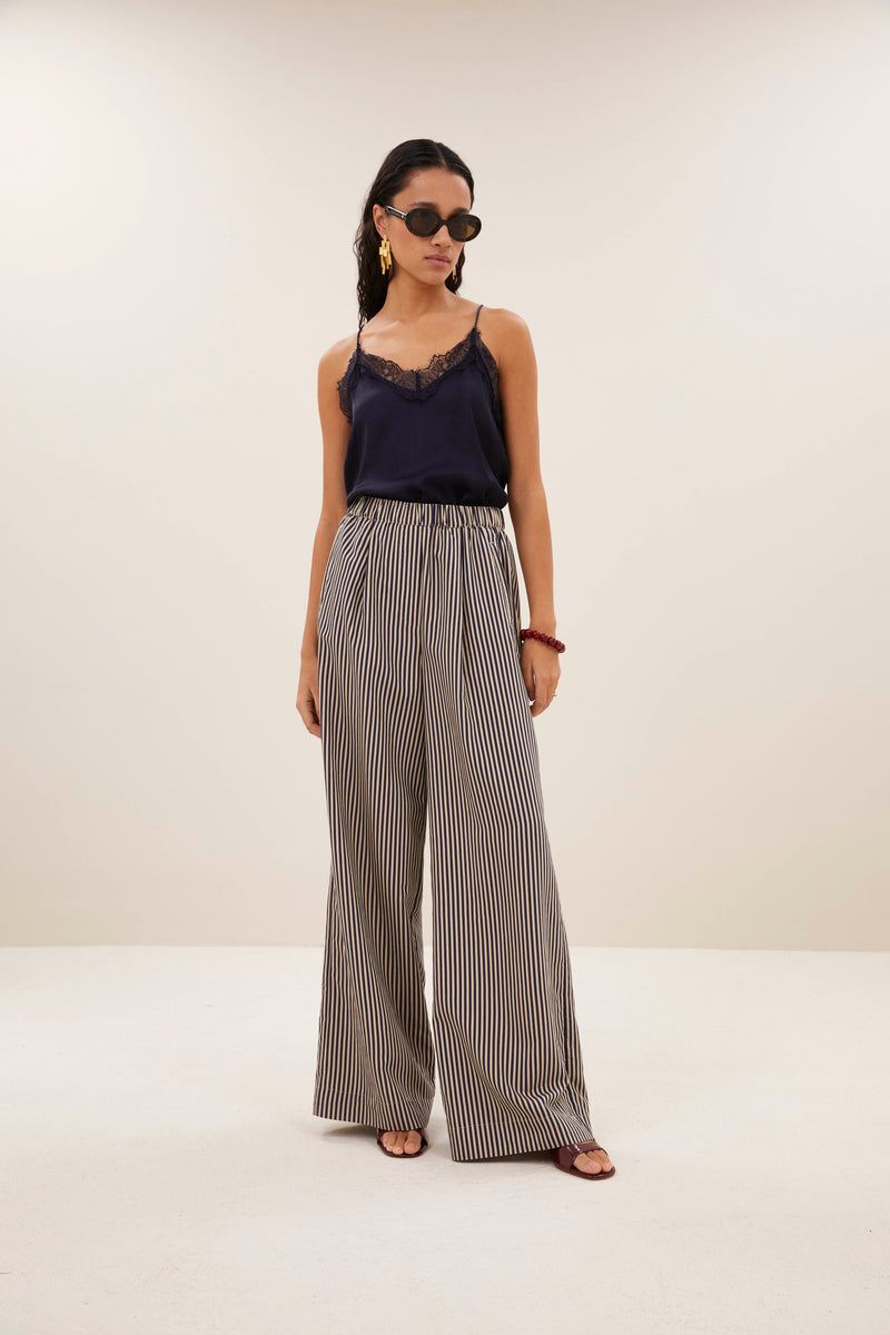 Tops navy by-bar