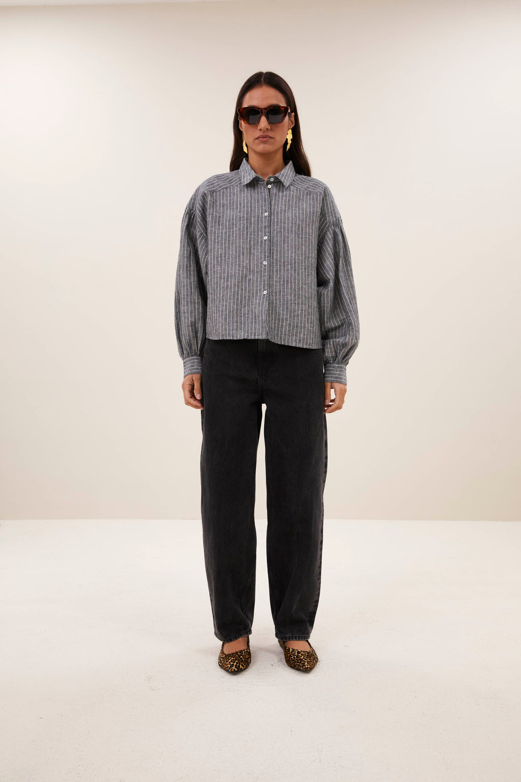 Blouses lange mouw grijs by-bar