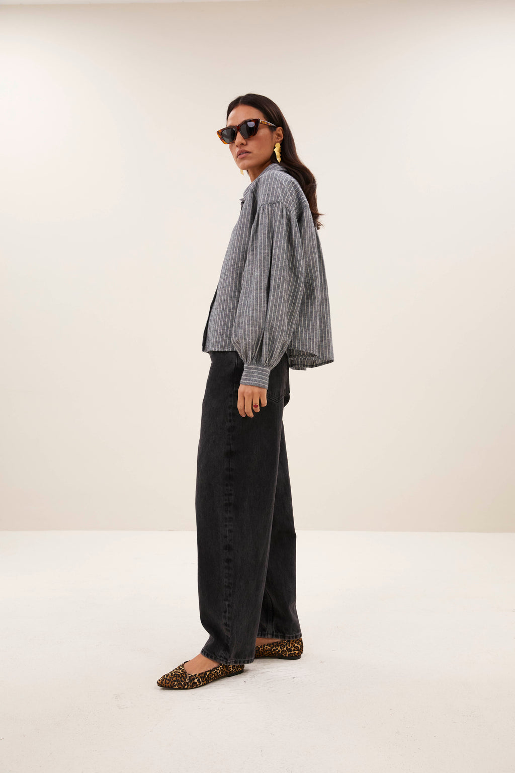 Blouses lange mouw grijs by-bar