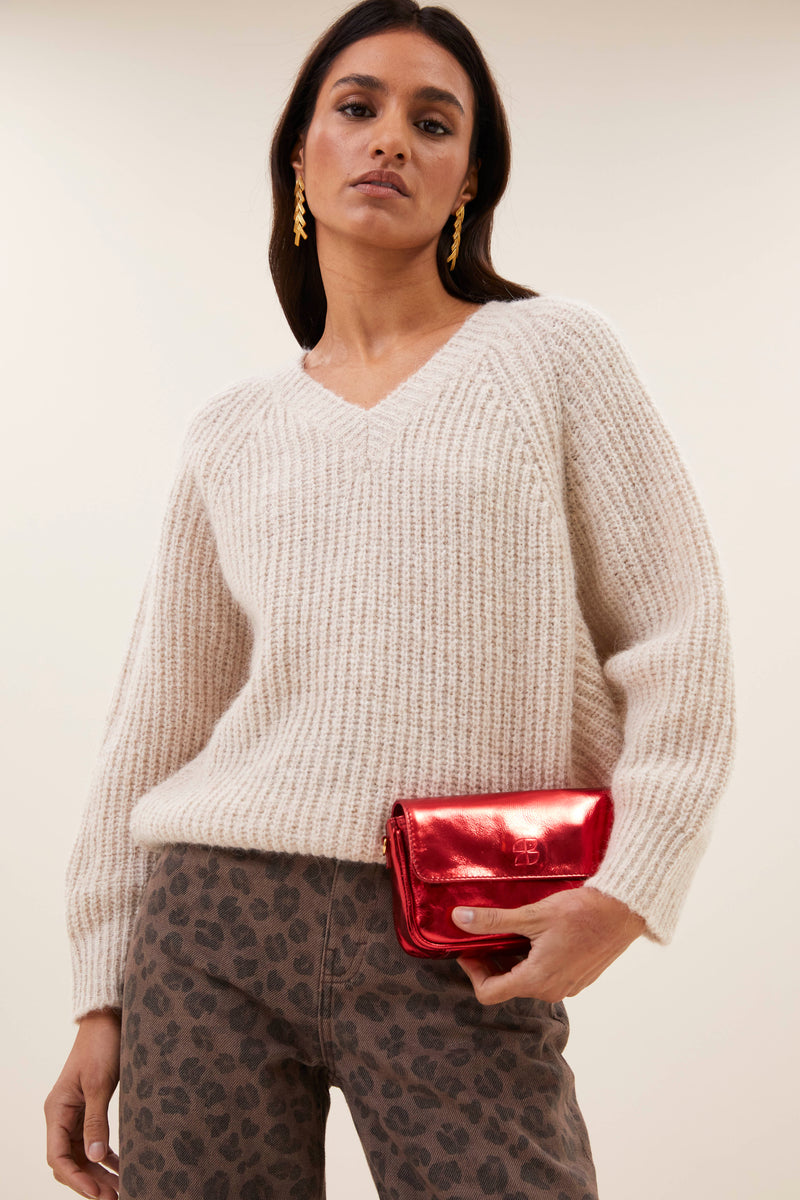 Pulls beige by-bar