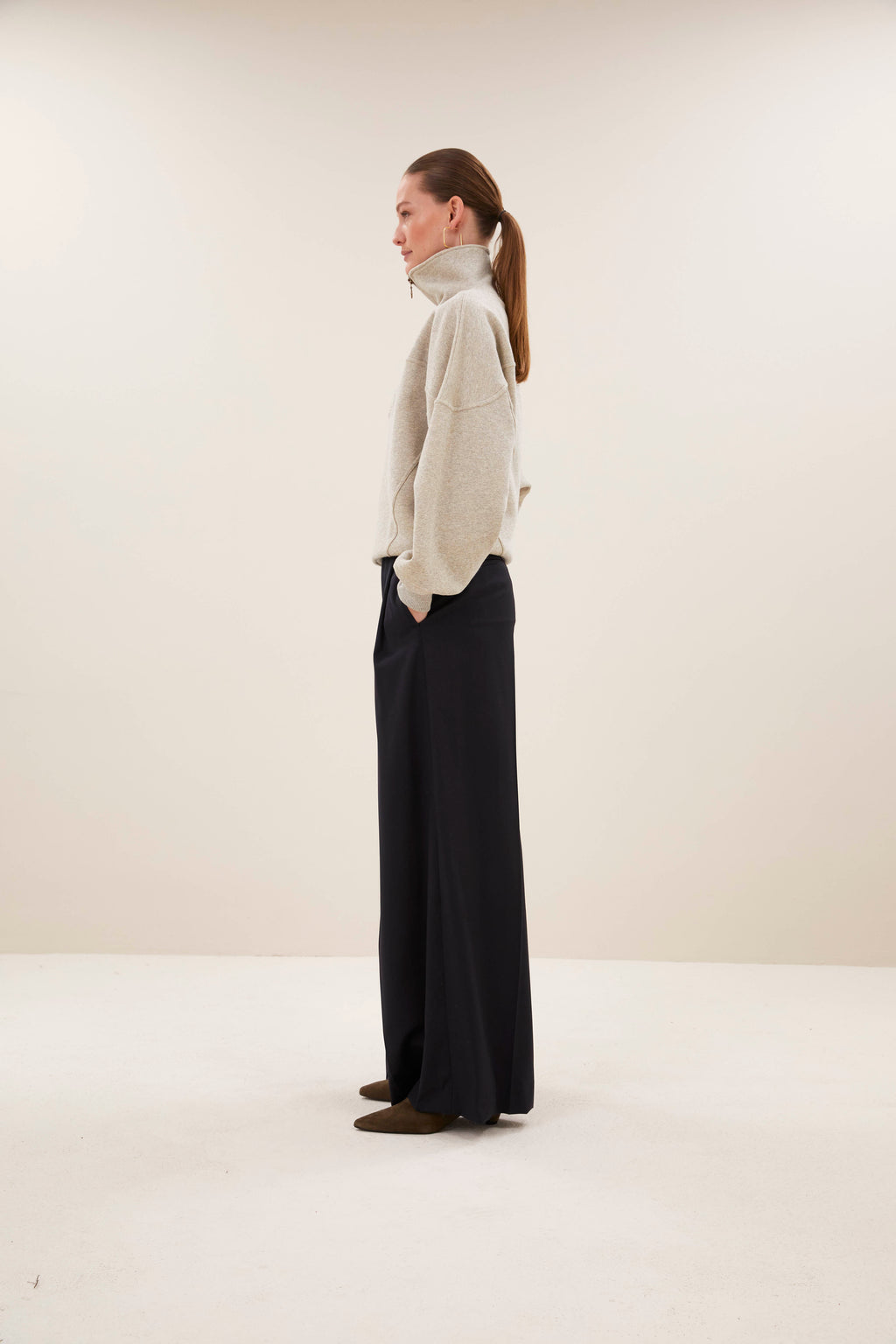 Sweaters beige by-bar