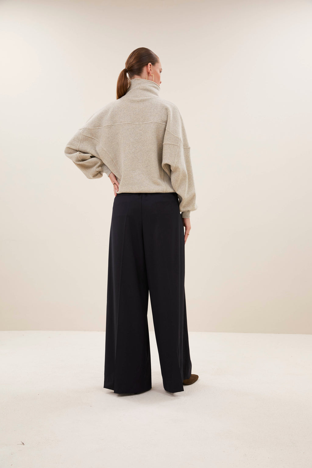 Sweaters beige by-bar