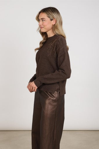 Pulls bruin NUKUS