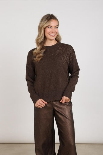 Pulls bruin NUKUS