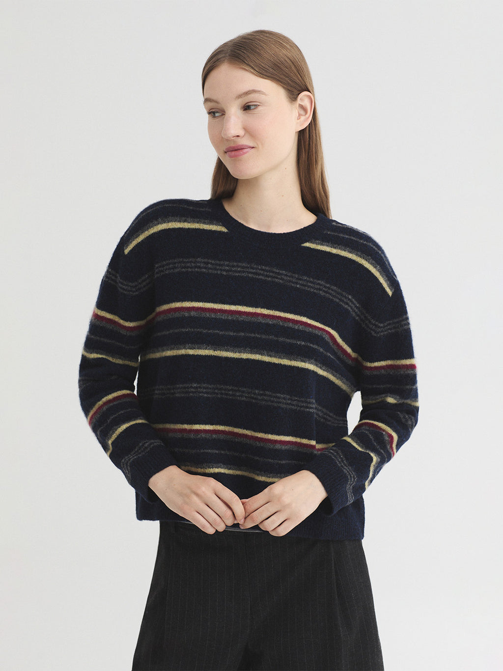 Pulls navy Nice Things
