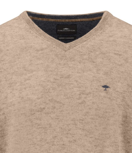 Pulls bruin Fynch-Hatton