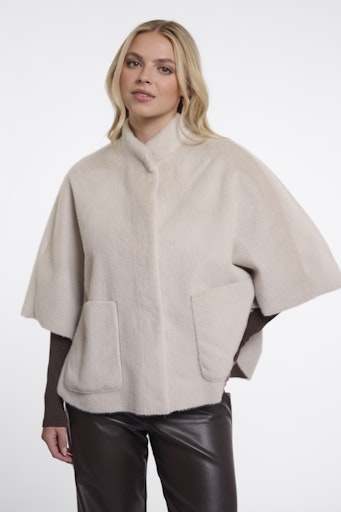 Poncho's beige Rino&Pelle