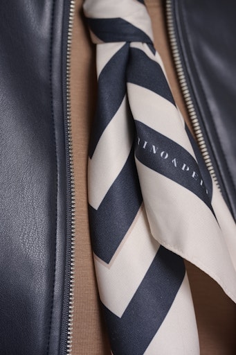 Sjaals navy Rino&Pelle