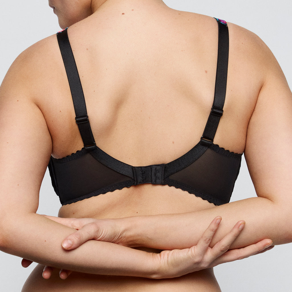 BH's multicolor Prima Donna