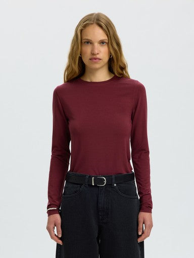 Tops  Selected FEMME