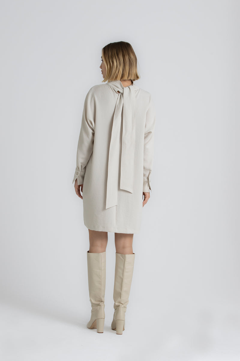 Jurken lange mouw beige Gigue