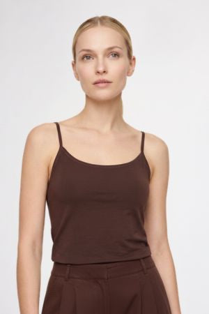 Tops bruin Marie Méro