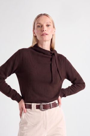 Pulls bruin Marie Méro