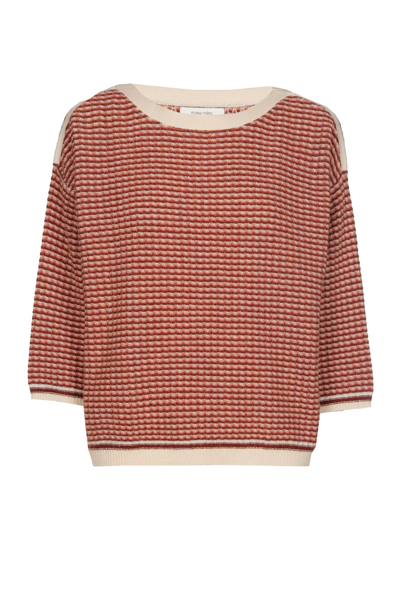 Pulls bruin Marie Méro