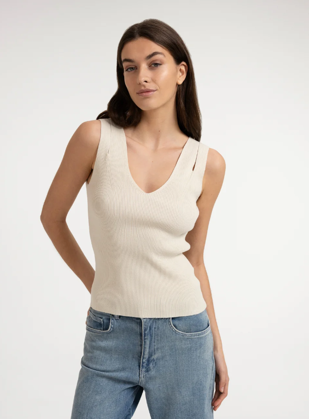 Pulls beige YAYA
