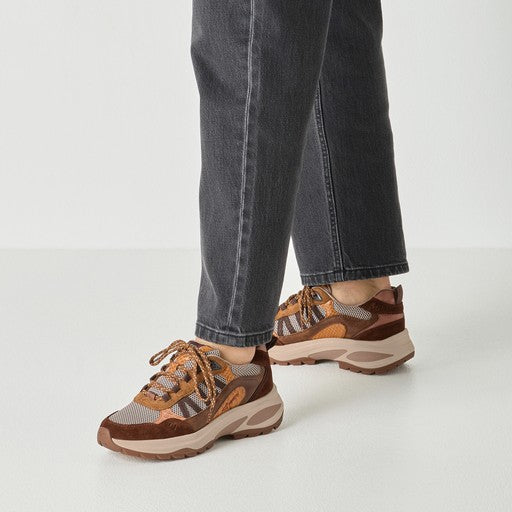 Sneakers bruin Tamaris