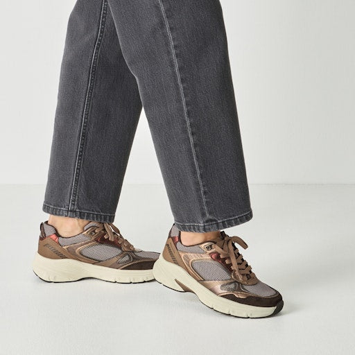 Sneakers bruin Tamaris