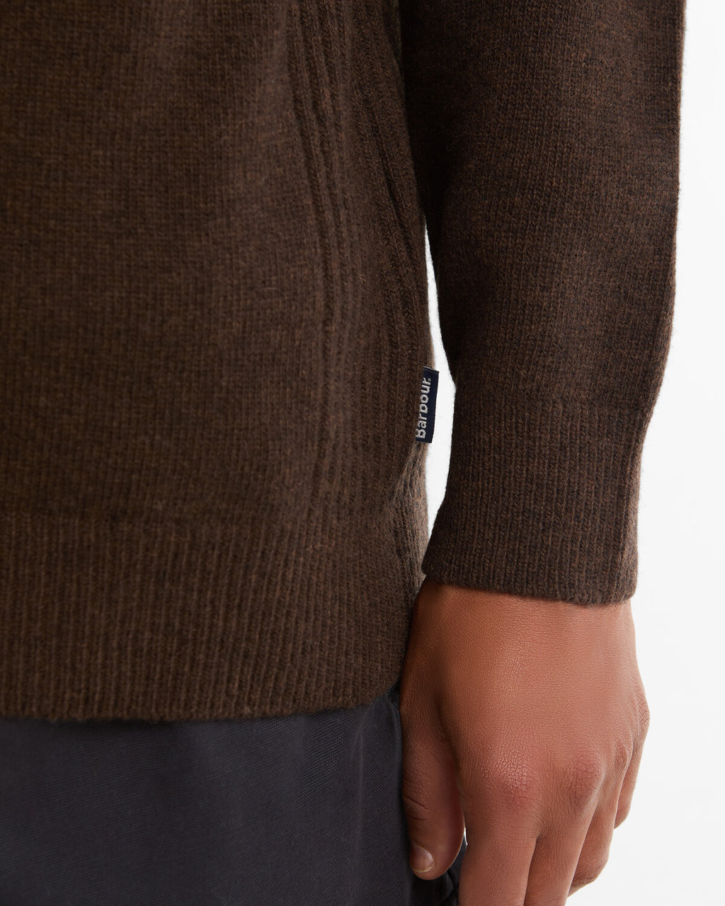 Pulls bruin Barbour