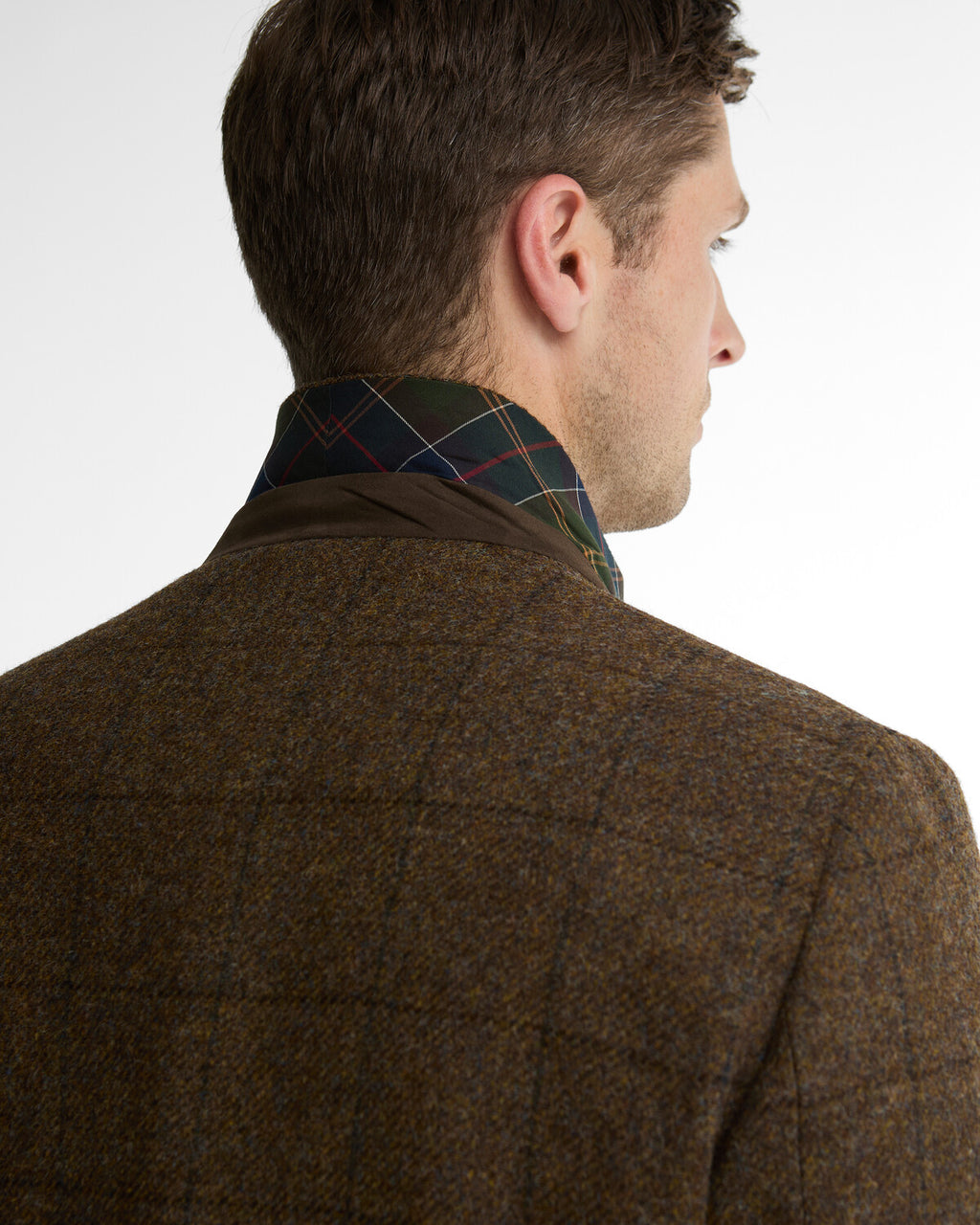 Blazers bruin Barbour