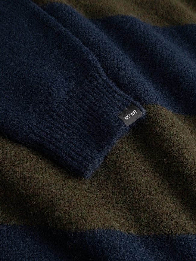 Pulls navy ANTWRP