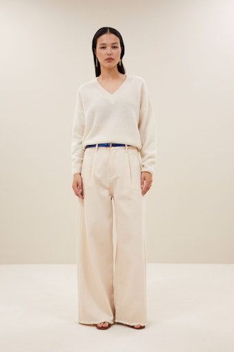 Pulls beige by-bar