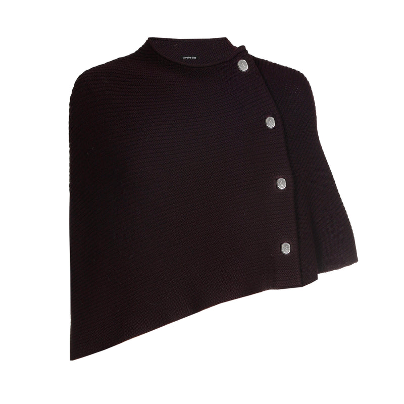 Poncho's rood Caroline Biss