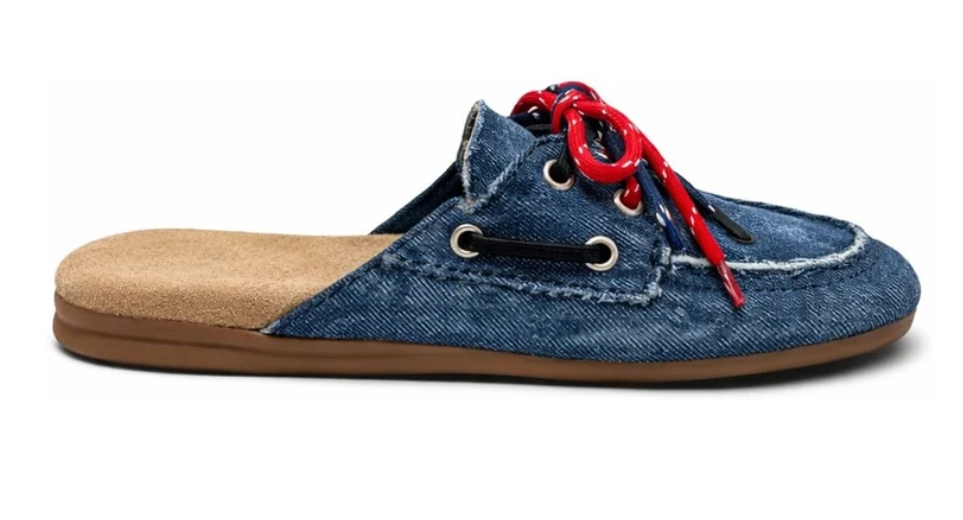 Loafers  Pavement
