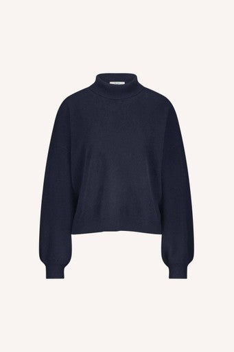Pulls navy by-bar