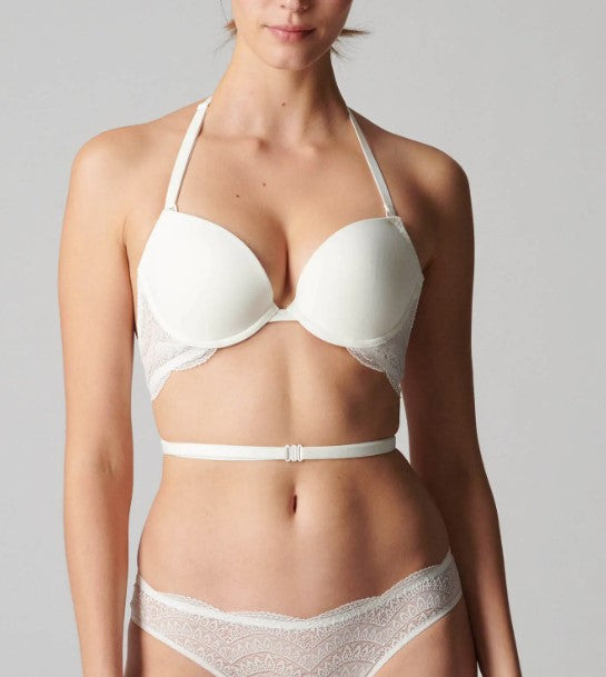 BH's wit Simone Pérèle