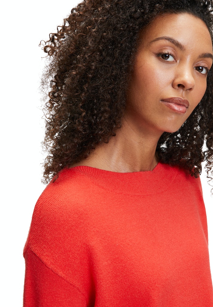 Pulls rood Betty Barclay