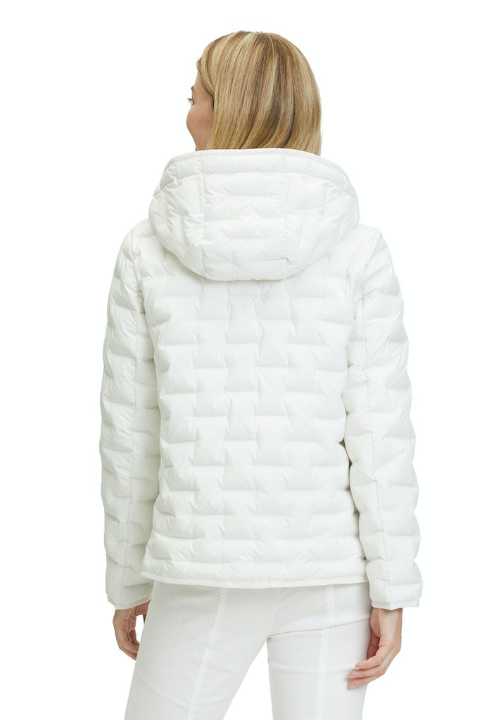 Jassen wit Betty Barclay