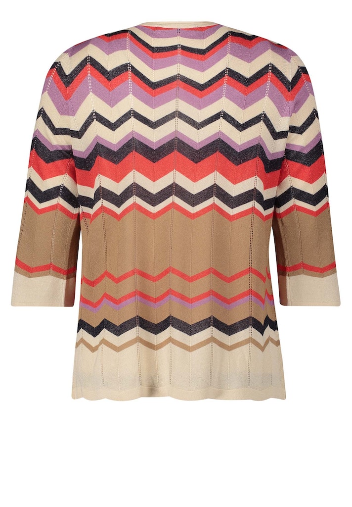 Pulls  Betty Barclay