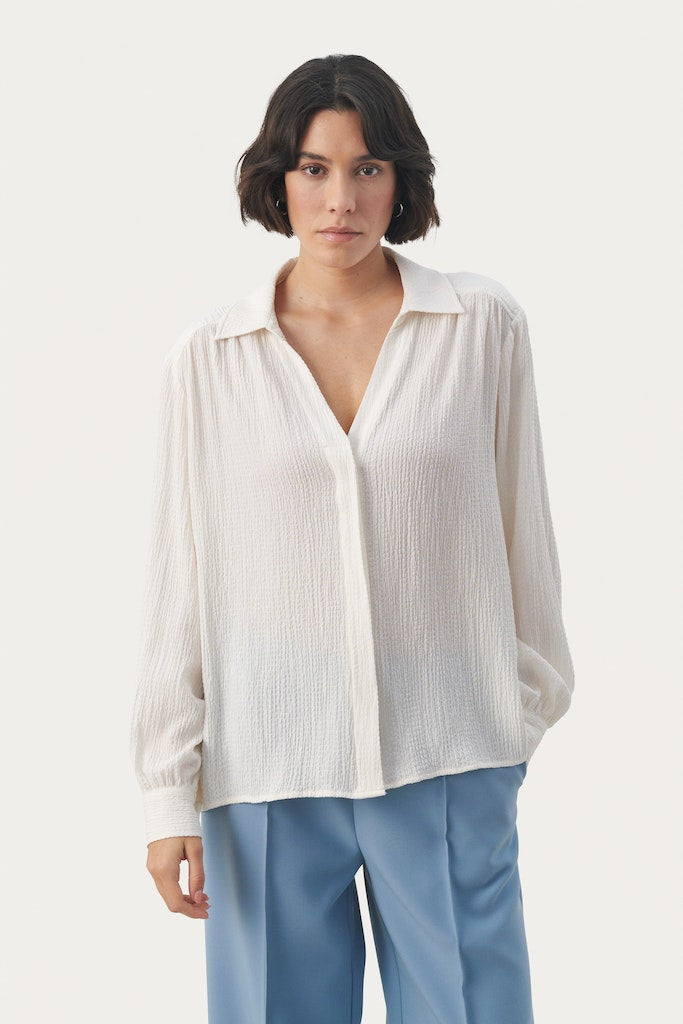 Blouses lange mouw beige Part Two