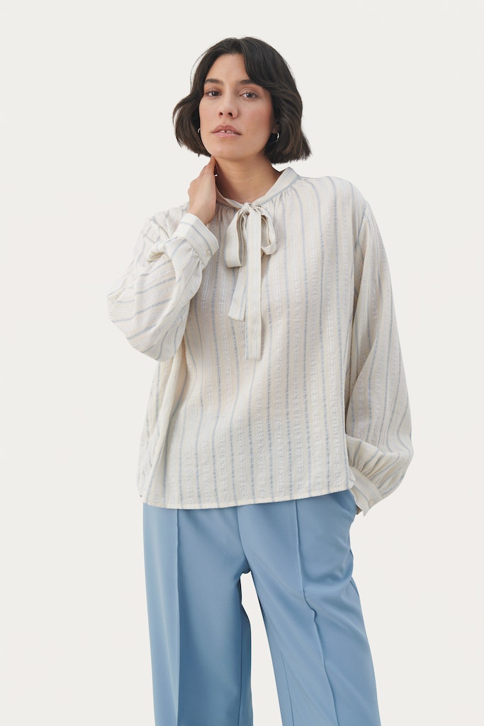 Blouses lange mouw blauw Part Two