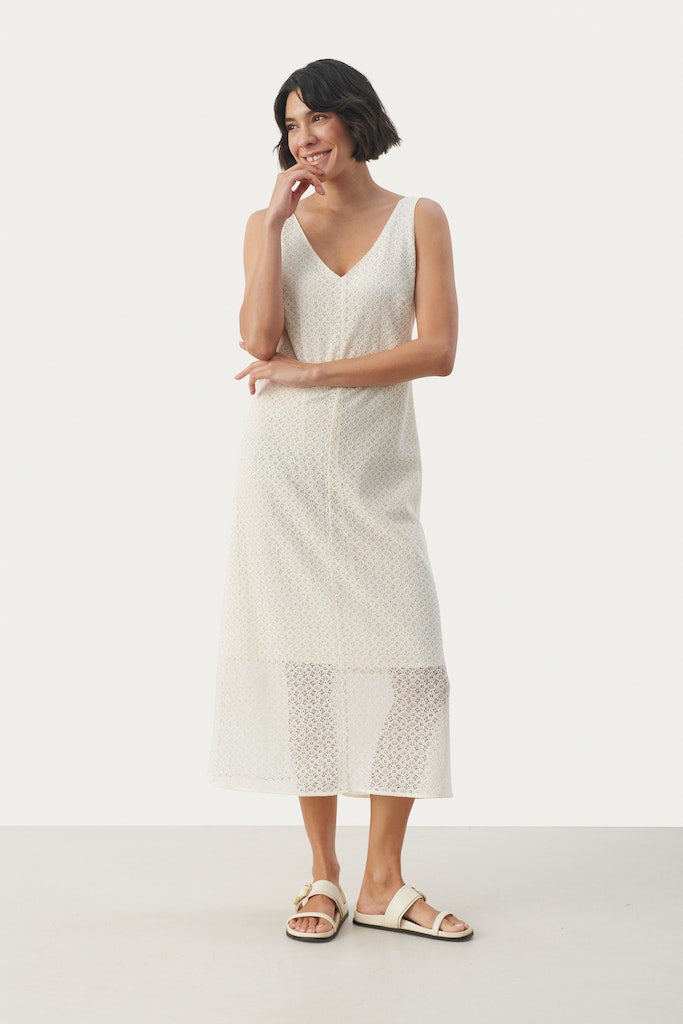 Jurken zonder mouw beige Part Two