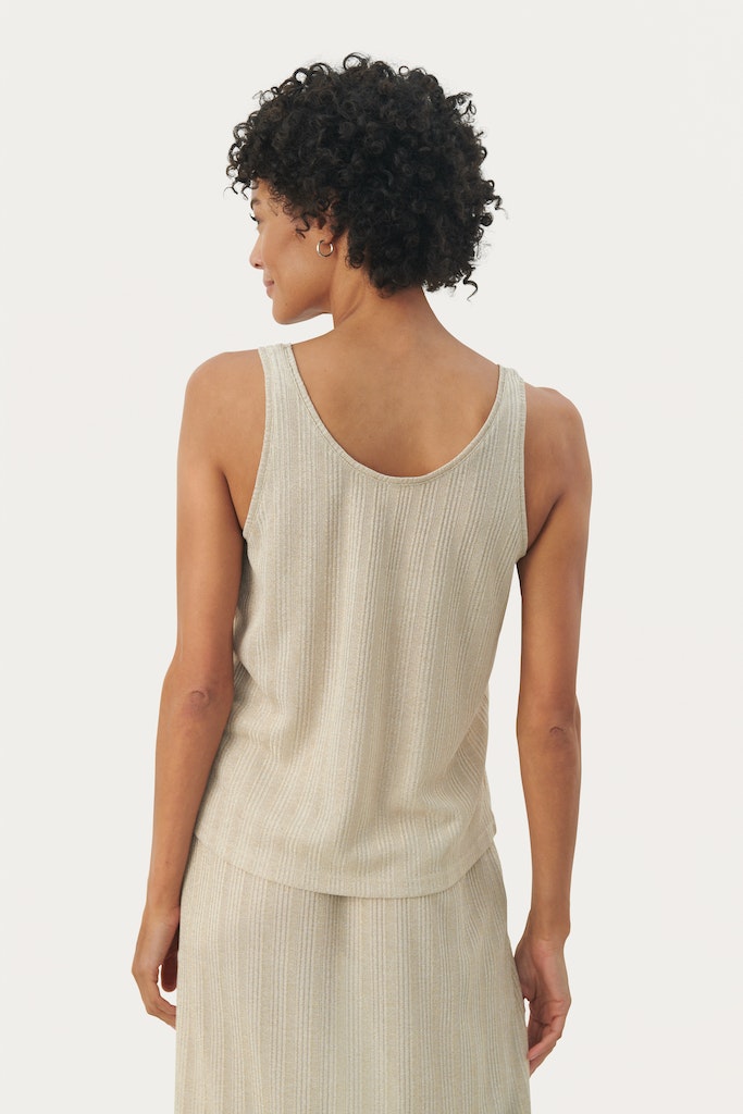 Tops beige Part Two