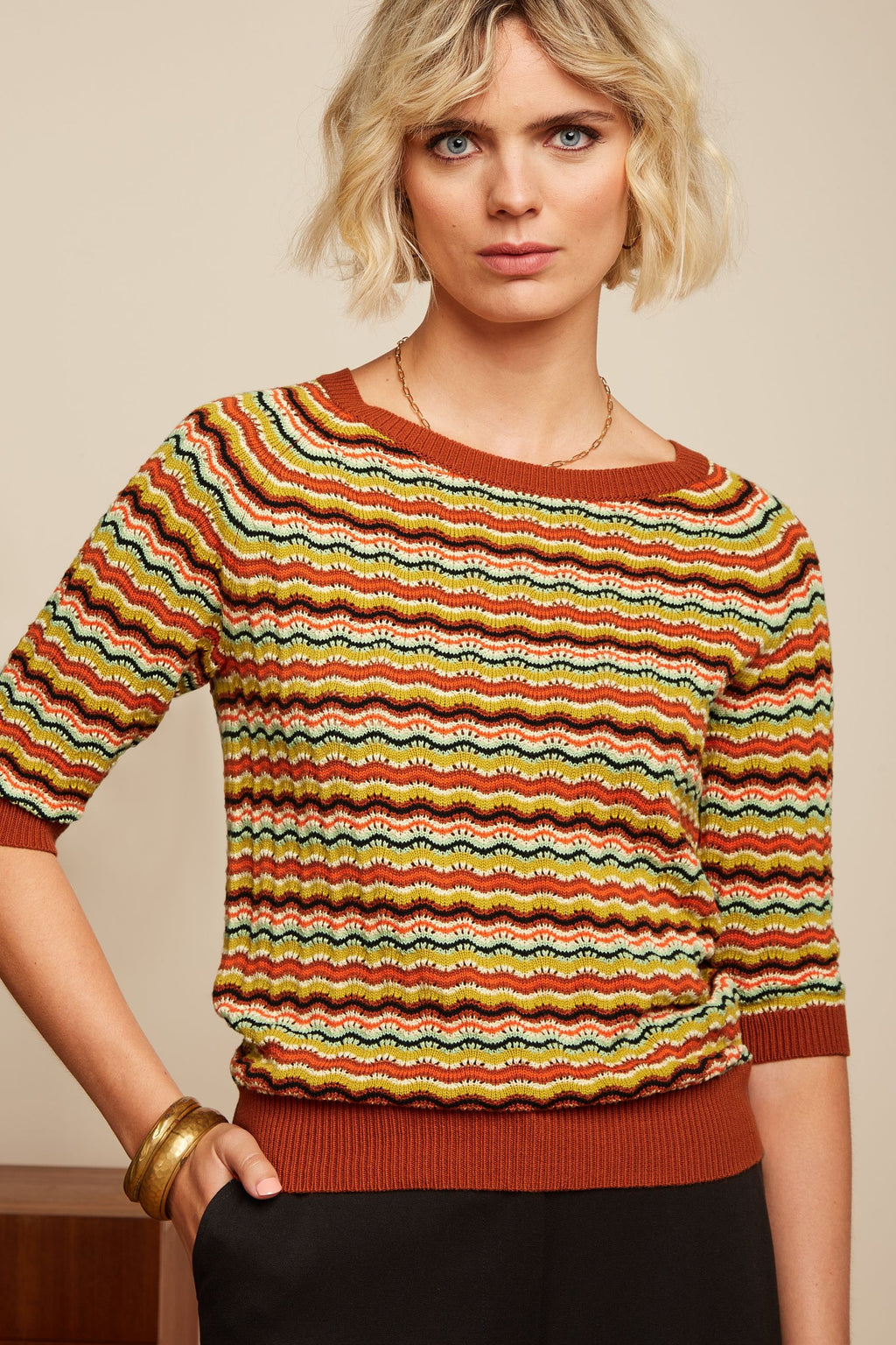 Pulls multicolor King Louie