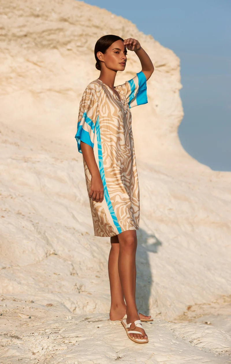 Jurken korte mouw beige Atmos