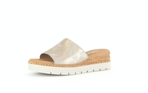 Slippers goud Gabor