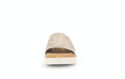 Slippers goud Gabor