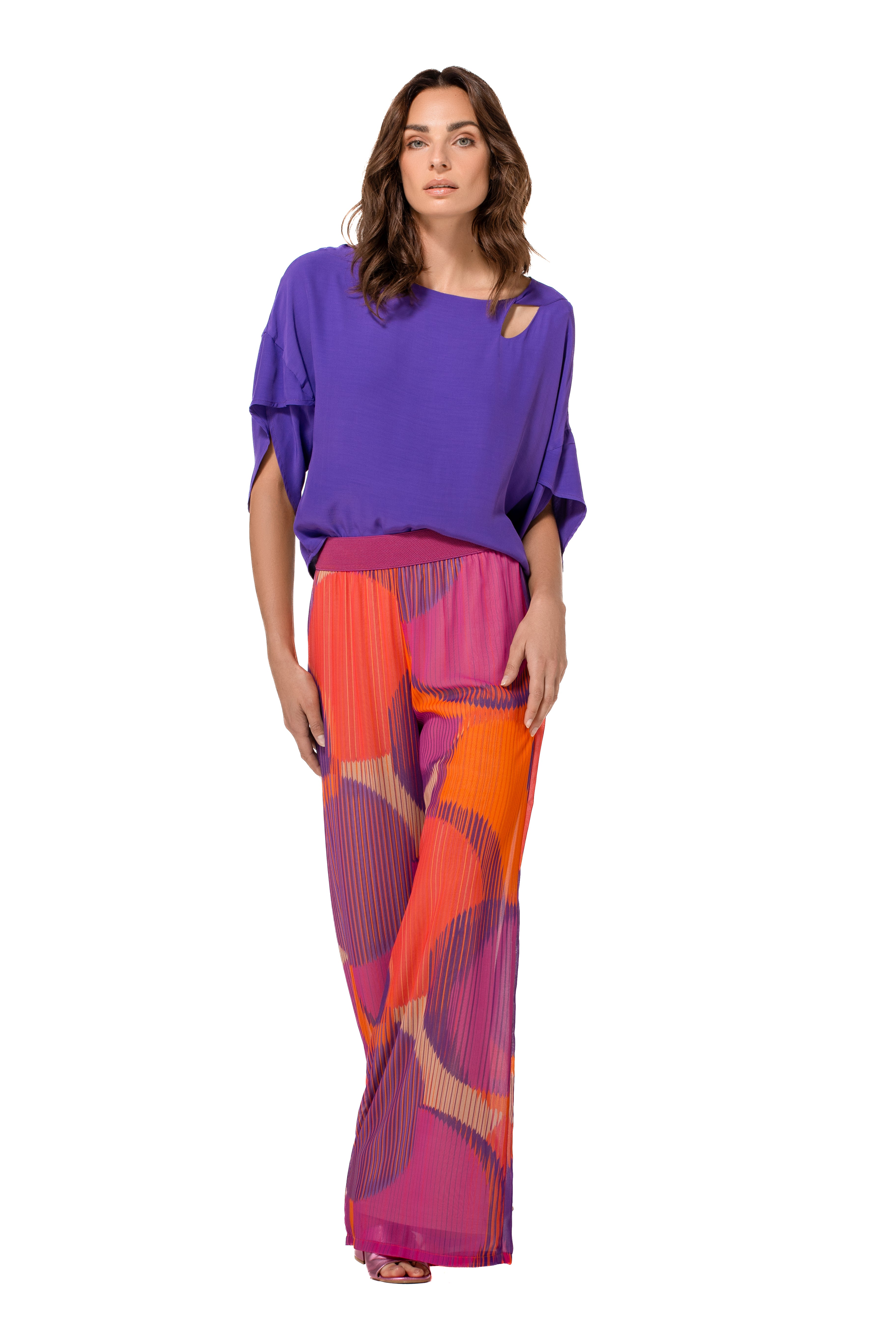 Nine Tee | Wijd uitlopende mouw | Tall | Wit – The Wildflower Club Nine Tee | Wijd uitlopende mouw | Tall | Wit – The Wildflower Club