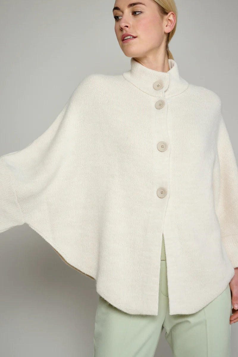 Poncho's wit Marie Méro
